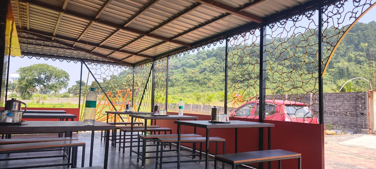 Restaurant seating area